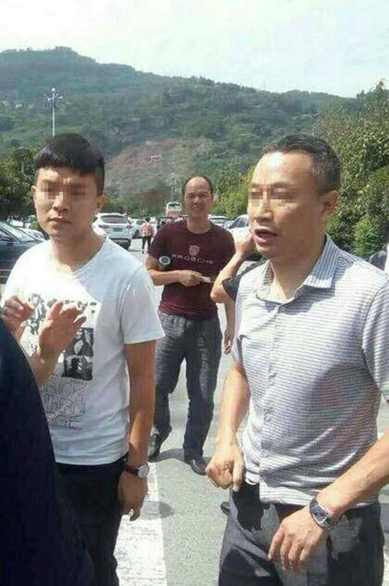 舆情观察:权力若无边界 局长打人则不足为奇