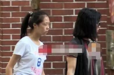 金星女儿妮妮近照曝光:衣着朴素 学生喂十足