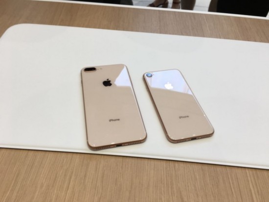 外形不变支持无线充电 苹果发布iPhone 8\/8 Pl