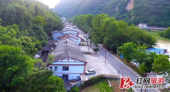 张家界武陵源打造景区东大门 民宿乡街呼之欲