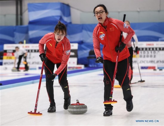 (SP)CZECH REPUBLIC-PILSEN-CURLING-OLYMPIC QUALIFICATION-WOMEN-CHINA VS LATVIA