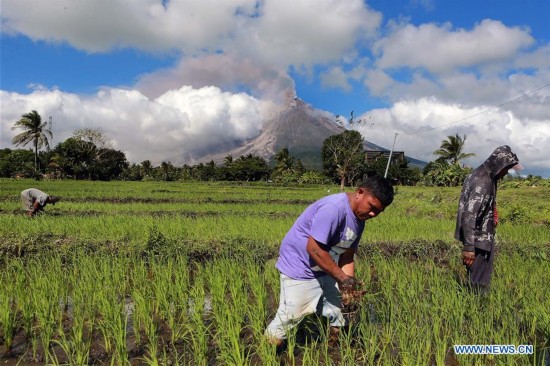 THE PHILIPPINES-ALBAY-MAYON VOLCANO-ERUPTION