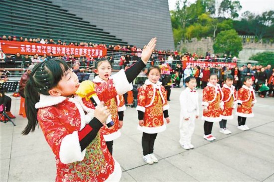 重庆都市旅游和古镇旅游人气旺