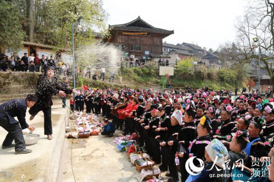 雷山县有多少人口_黔东南40道 硬菜 是哪些 点进来看看 附省台联播报道视频(3)