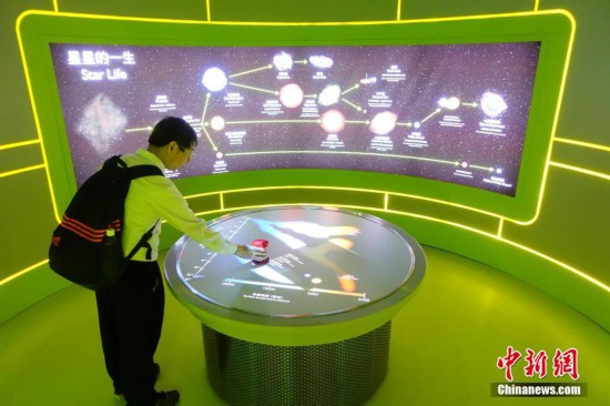 中国载人航天发射场模型亮相香港太空馆新展厅