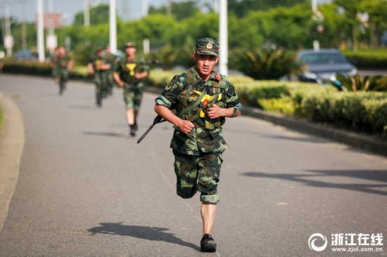 燃爆！武警寧波支隊軍事體育競賽戰味十足