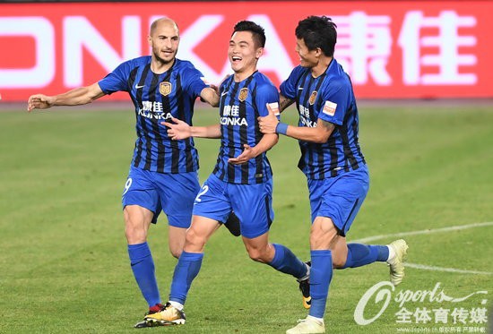 中超-特谢拉中柱 黄紫昌破门 苏宁主场1-0小胜