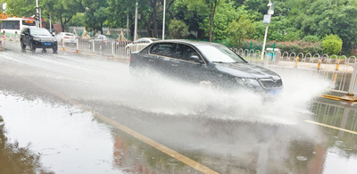 南方多地降雨