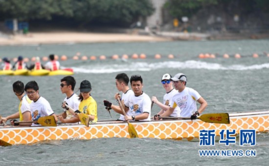 香港故事：海上龙舟 承载燃情岁月