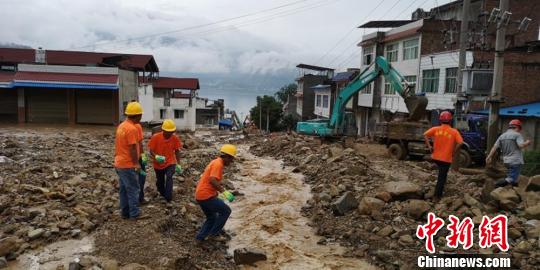 汉源县唐家镇常住人口_雷州唐家镇唐家中学(2)