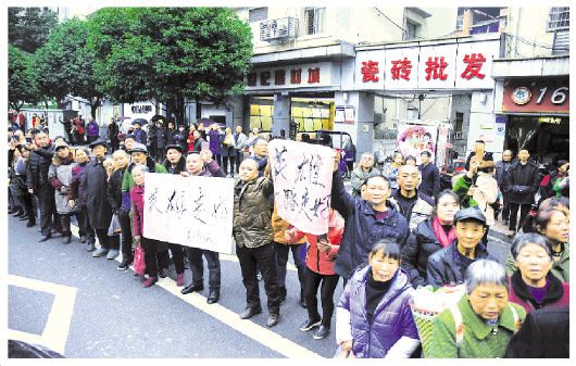 11月24日,司法部党组成员,政治部主任冯力军受中共中央政治局委员