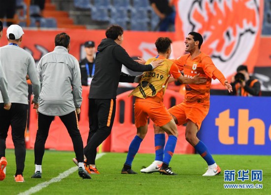 亞冠聯賽 山東魯能勝韓國慶南fc 雲南頻道 人民網