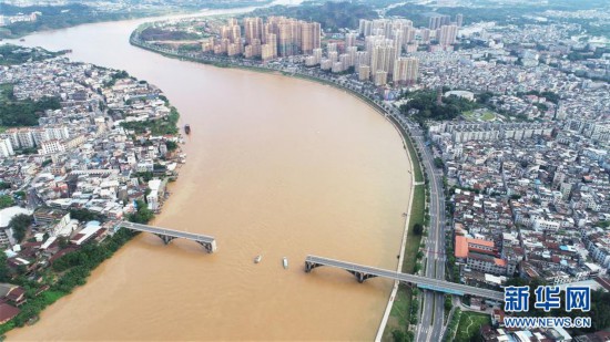 河源市源城区人口_广东河源东江大桥部分垮塌,两车落水已救起1人