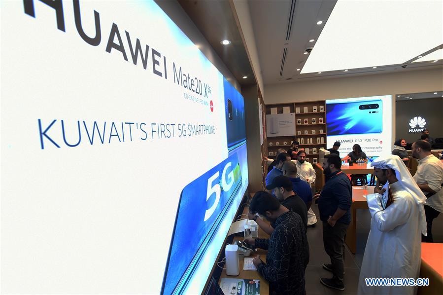 KUWAIT-FARWANIYA GOVERNORATE-HUAWEI-5G SMARTPHONE-LAUNCH