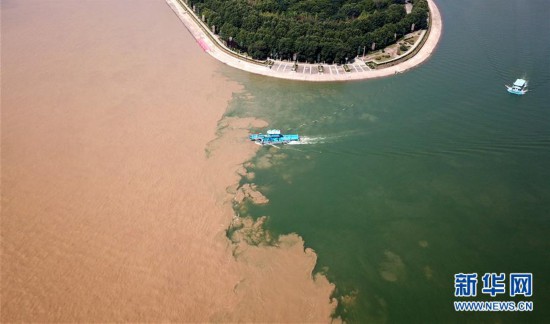 （社会）（4）长江干流湖北段水位持续上涨