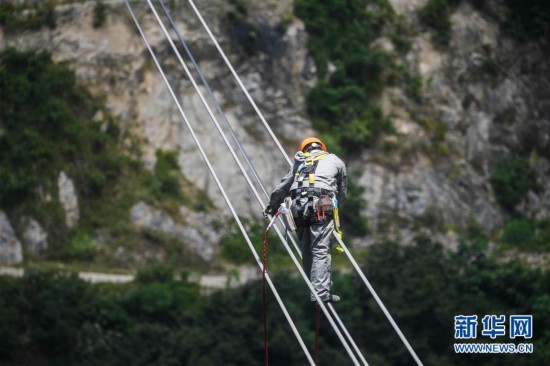 （社會）（2）浙東沿海輸電通道開啟“迎峰度夏”緊急檢修