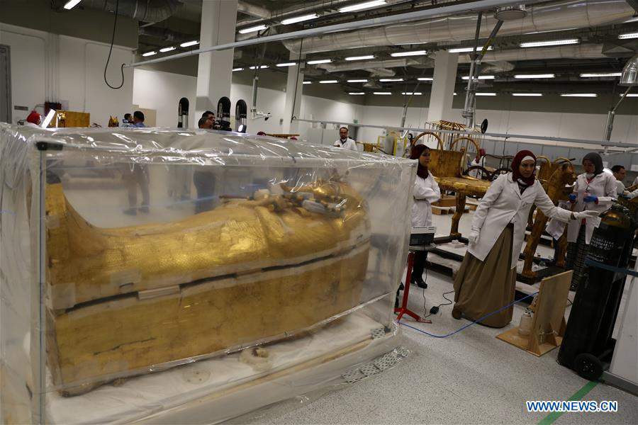 EGYPT-CAIRO-KING TUT-COFFIN-RESTORATION