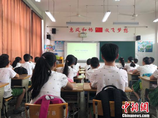 浙江江北开展微课教育在中小学宣传垃圾分类