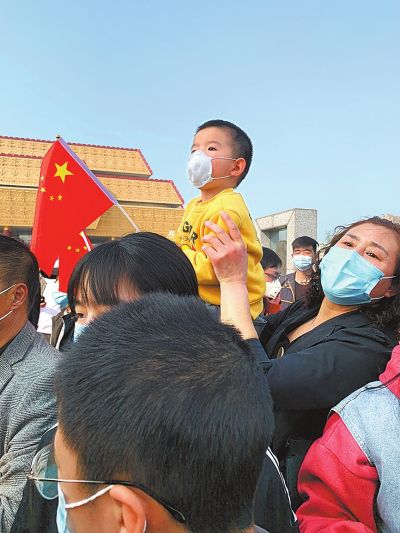 河南省第十批支援湖北医疗队凯旋 春暖花开 战“疫”归来