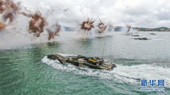 （圖文互動(dòng)）（2）戰(zhàn)旗獵獵鑄忠魂——陸軍第74集團(tuán)軍某旅“硬骨頭六連”鍛造全面過硬連隊(duì)紀(jì)實(shí)