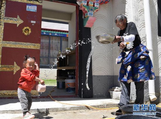 （新華全媒頭條·走向我們的小康生活·決戰決勝脫貧攻堅·圖文互動）（6）兩次遷徙“搬窮”記——海拔最高縣雙湖的“戰貧故事”