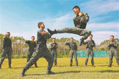 武警广西总队防城港支队组织特战分队训练