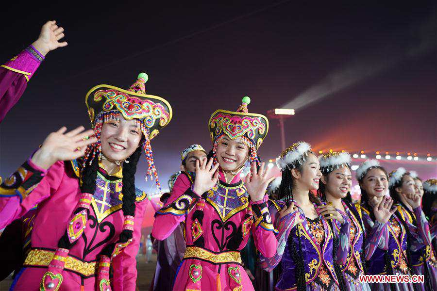 (PRC70Years)CHINA-BEIJING-NATIONAL DAY-CELEBRATIONS-EVENING GALA (CN)