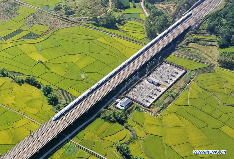 CHINA-GUANGXI-HIGH-SPEED RAILWAY-SCENERY (CN)