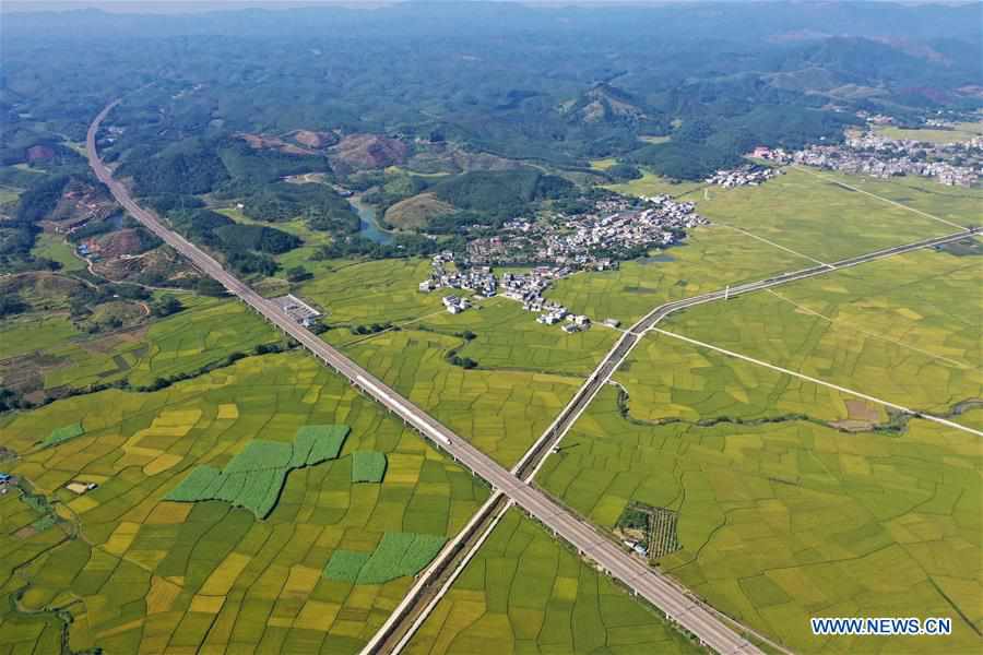 CHINA-GUANGXI-HIGH-SPEED RAILWAY-SCENERY (CN)