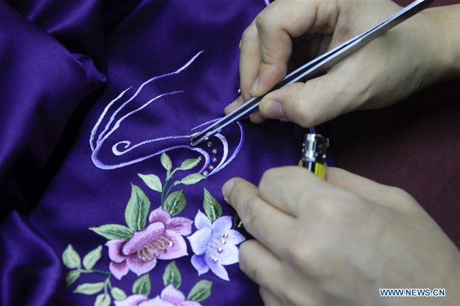 (MASTEROFCRAFTS)CHINA-TIANJIN-CHEONGSAM(CN)