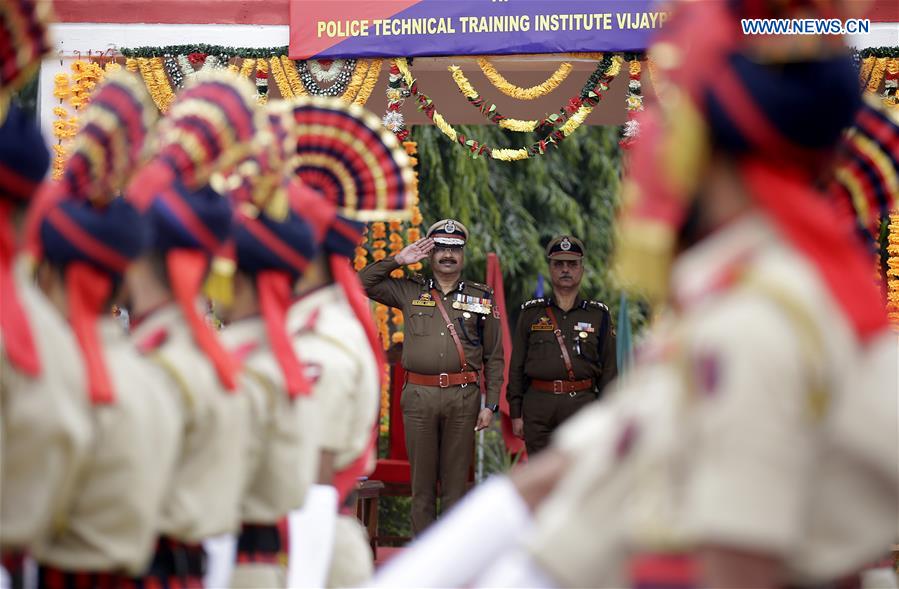 KASHMIR-JAMMU-POLICE-PARADE