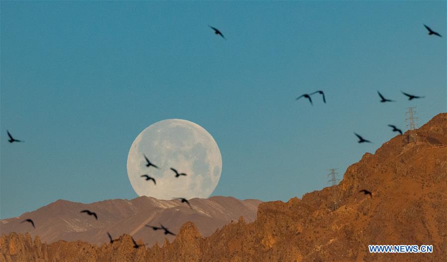 CHINA-TIBET-SUPER MOON (CN)