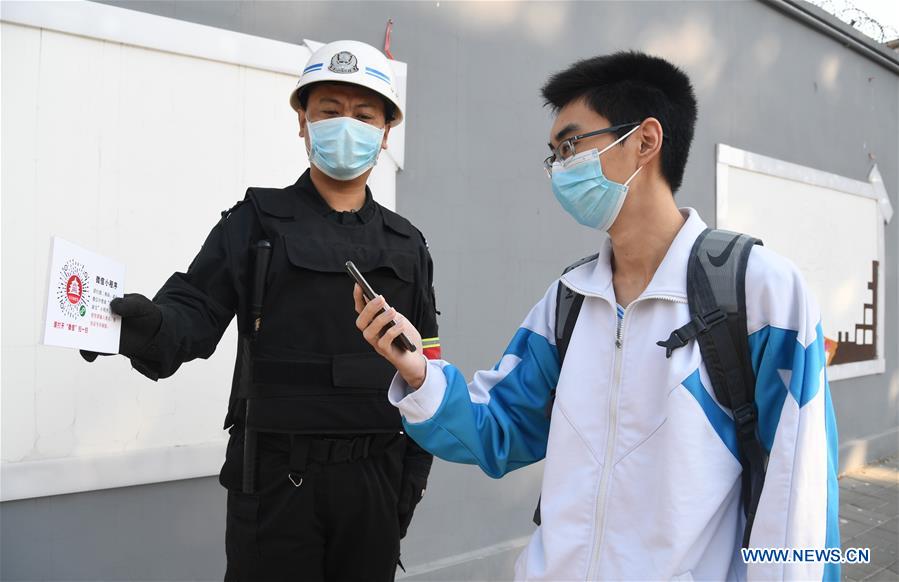 CHINA-BEIJING-STUDENTS-BACK TO SCHOOL (CN)