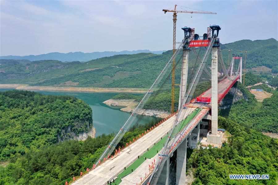 CHINA-GUIZHOU-WUJIANG RIVER-BRIDGE-CONSTRUCTION (CN)