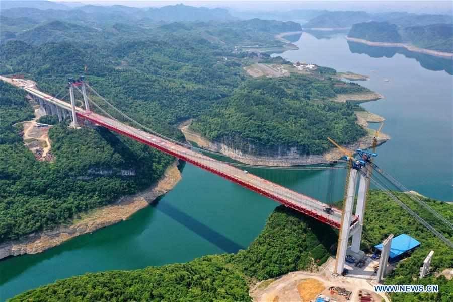 CHINA-GUIZHOU-WUJIANG RIVER-BRIDGE-CONSTRUCTION (CN)