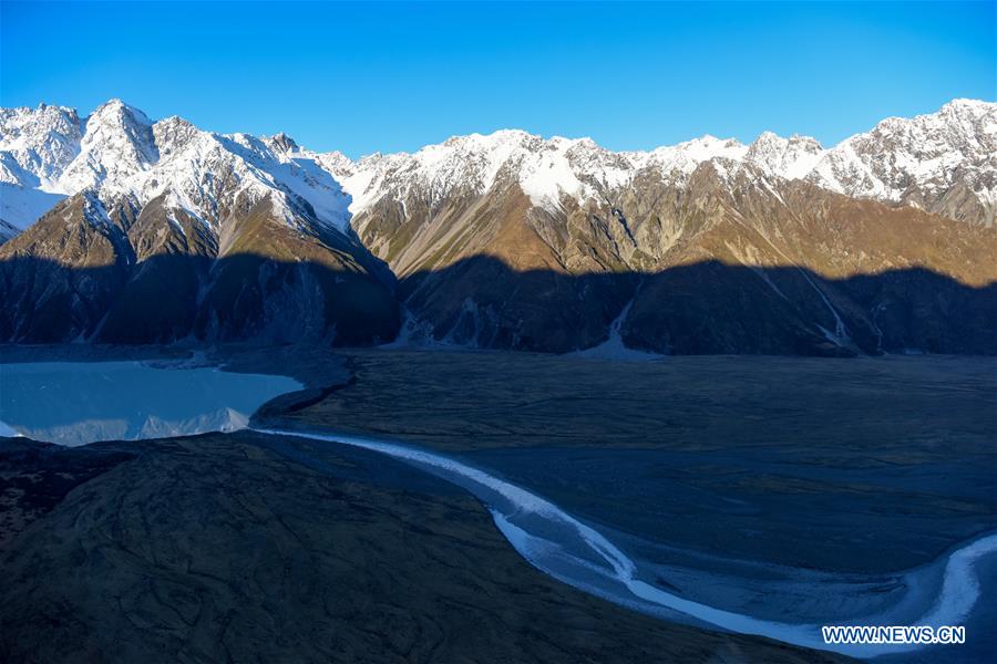 In Pics Tasman Lake At Aoraki Mount Cook National Park In New Zealand 2 People S Daily Online