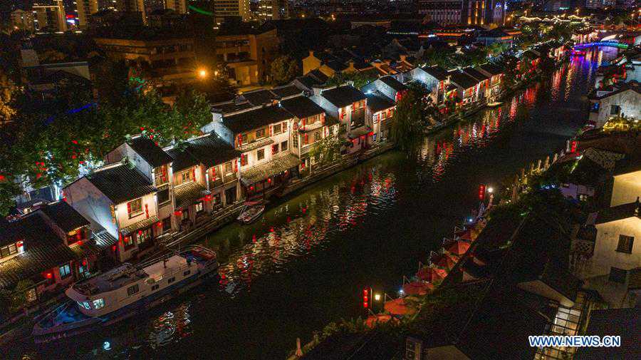 CHINA-JIANGSU-WUXI-ANCIENT CANAL-NIGHT TOURISM (CN)