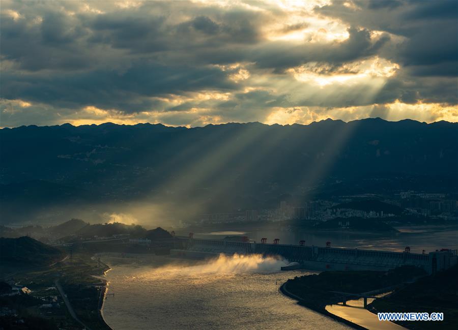 #CHINA-HUBEI-YICHANG-THREE GORGES-SUNSET GLOW(CN)