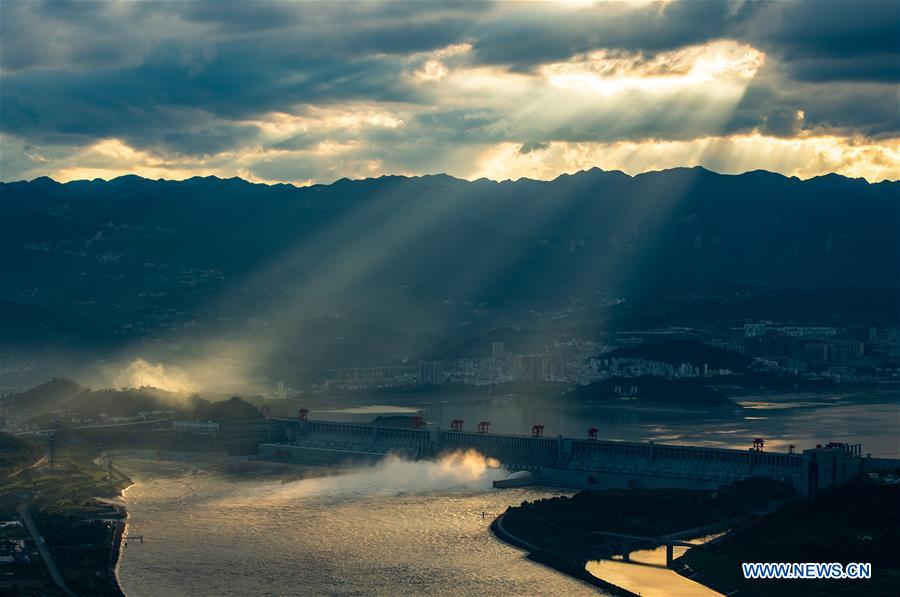 #CHINA-HUBEI-YICHANG-THREE GORGES-SUNSET GLOW(CN)