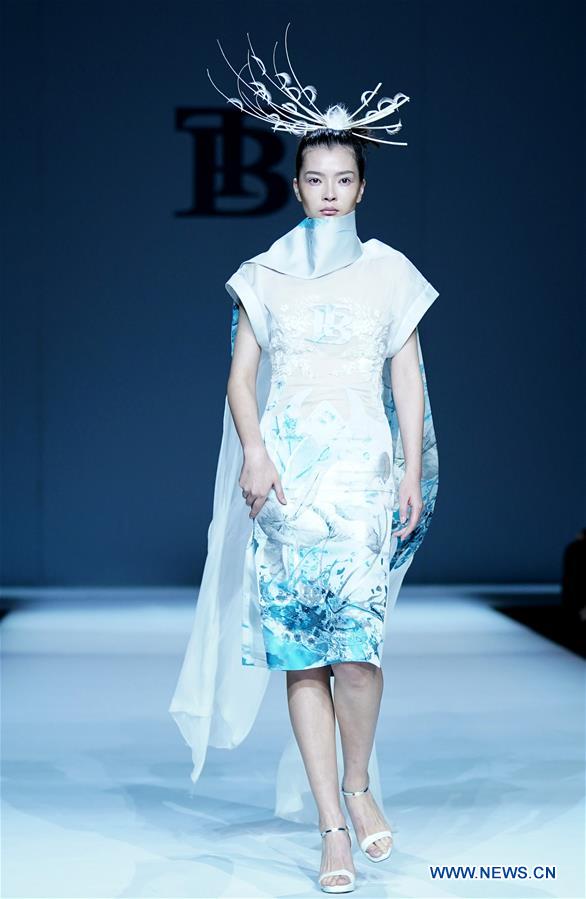 CHINA-BEIJING-FASHION WEEK(CN)