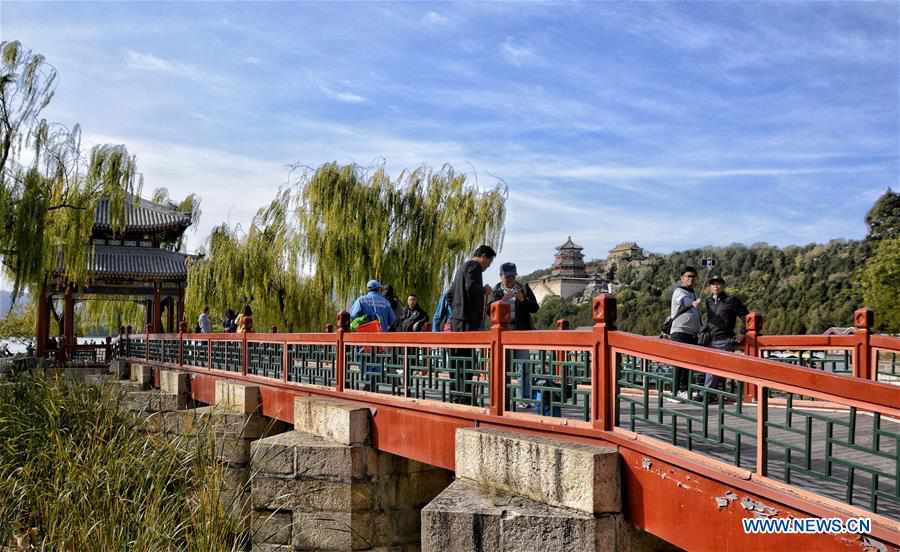 CHINA-BEIJING-SUMMER PALACE-AUTUMN SCENERY (CN)