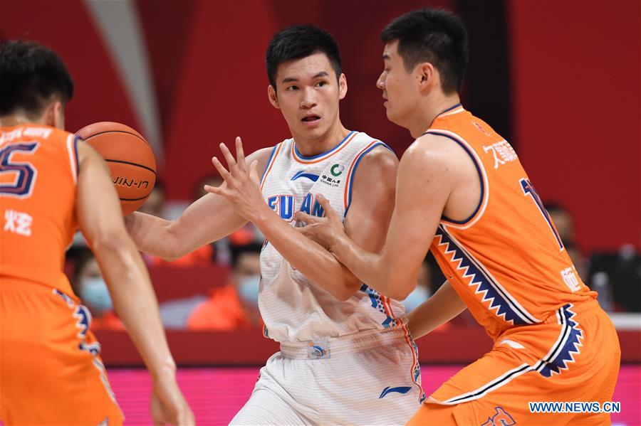 (SP)CHINA-ZHUJI-BASKETBALL-CBA LEAGUE-FUJIAN VS SHANGHAI (CN)