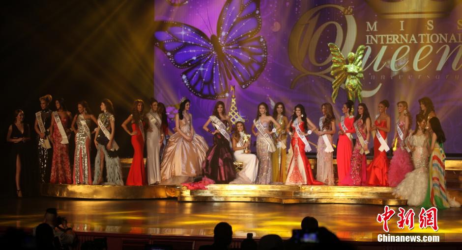 The final of the International Queen 2014 Transexual beauty contest was held in Pattaya on November 7, 2014. Twenty-two contestants from 18 countries competed in Pattaya for the Miss International Queen title. (Photo Source: chinanews.com)