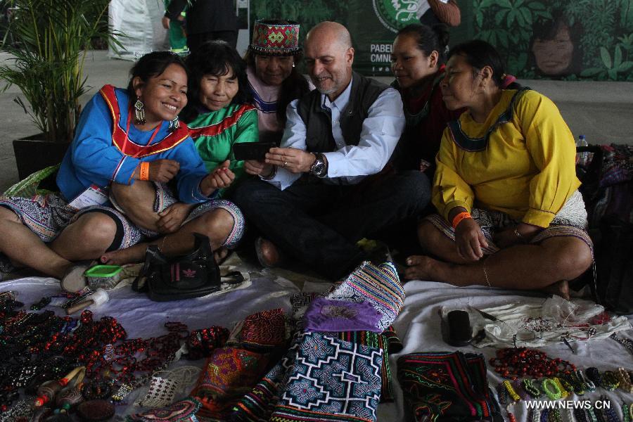 The exposition 'Voice for the Climate', is a space that Peru offers to national and international visitors to sensitize the audience on the importance of climate change.