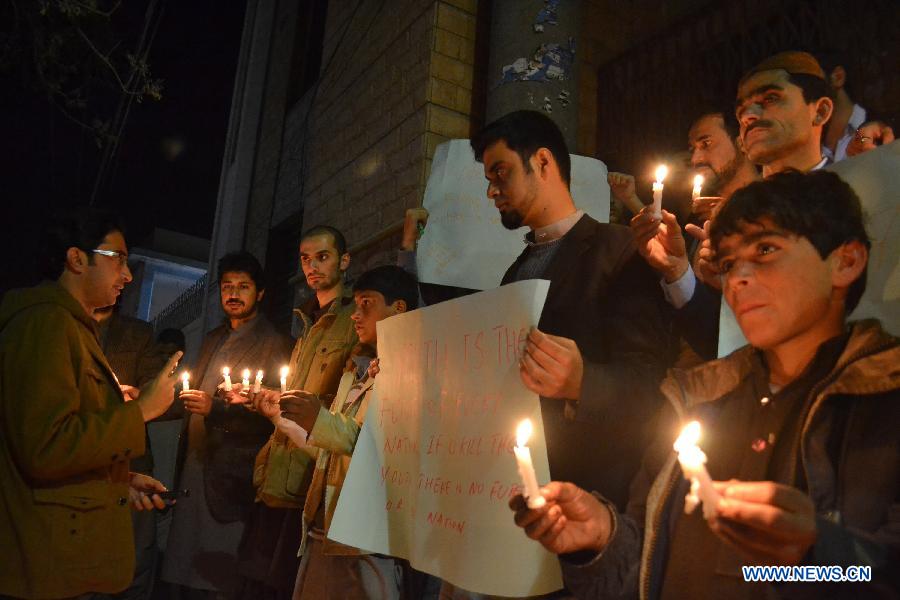 PAKISTAN-QUETTA-SCHOOL-ATTACK-VIGIL-CEREMONY