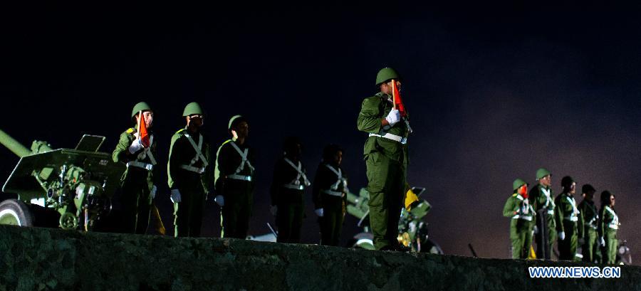 CUBA-HAVANA-MORRO CABANA-NEW YEAR-SALVO