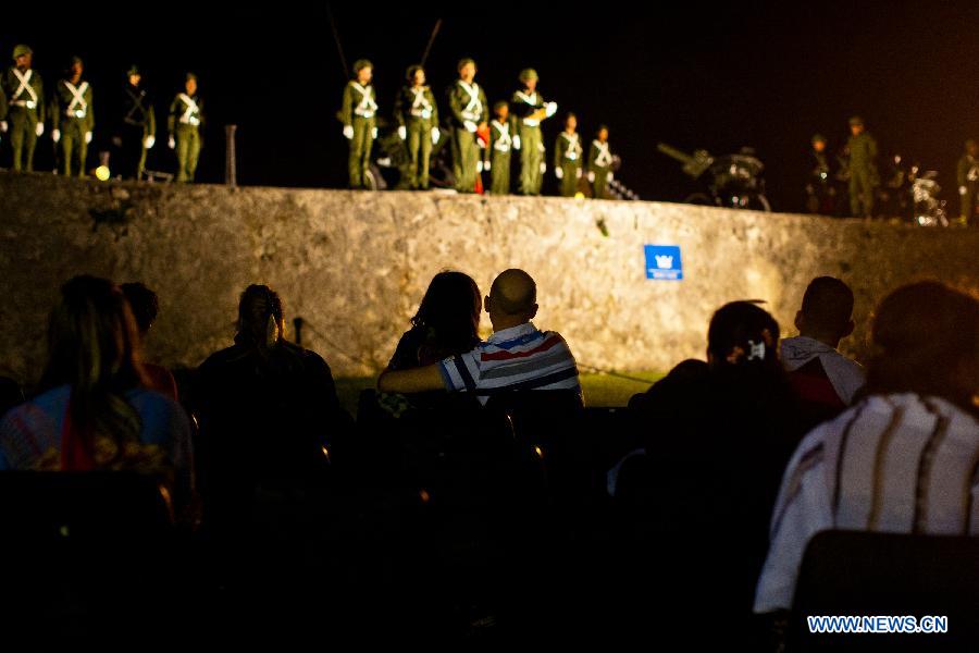 CUBA-HAVANA-MORRO CABANA-NEW YEAR-SALVO