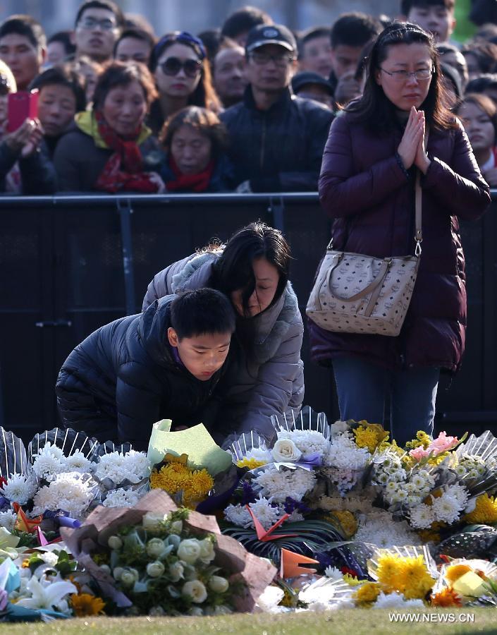 CHINA-SHANGHAI-STAMPEDE VICTIM-MOURNING (CN)