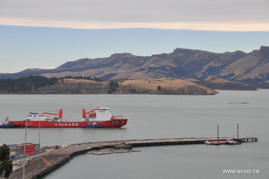 China's icebreaker and polar research vessel Xue Long arrives at Lyttelton Port in Christchurch, New Zealand, Jan. 16, 2015. Xue Long arrived at Lyttelton Port in Christchurch on Friday. It would dock at Lyttelton for refuelling and cargo transfer after travelling through the Southern Ocean from Antarctica's Ross Sea region. 