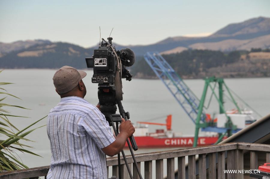 China's icebreaker and polar research vessel Xue Long arrives at Lyttelton Port in Christchurch, New Zealand, Jan. 16, 2015. Xue Long arrived at Lyttelton Port in Christchurch on Friday. It would dock at Lyttelton for refuelling and cargo transfer after travelling through the Southern Ocean from Antarctica's Ross Sea region. 